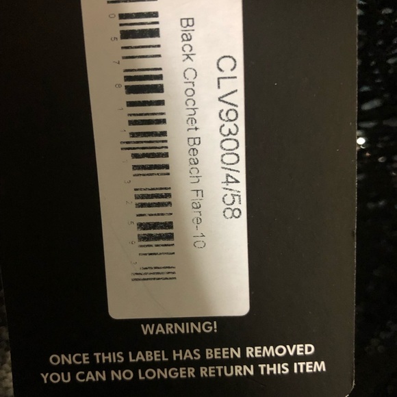 Prettylittlething  Black Crochet Beach flare pants - Picture 5 of 7